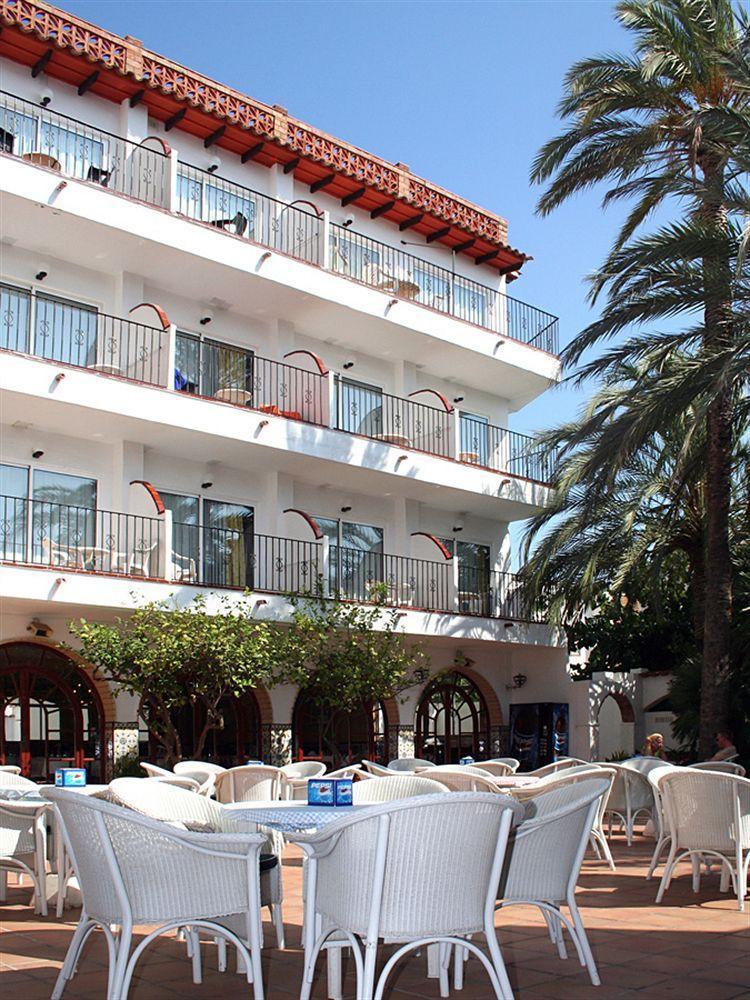 Hotel Comarruga Platja Exterior foto
